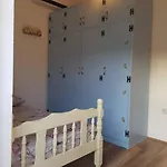 別荘 Vintage Stone House Eldo With Jacuzzi, In Podaspilje, オミシュ